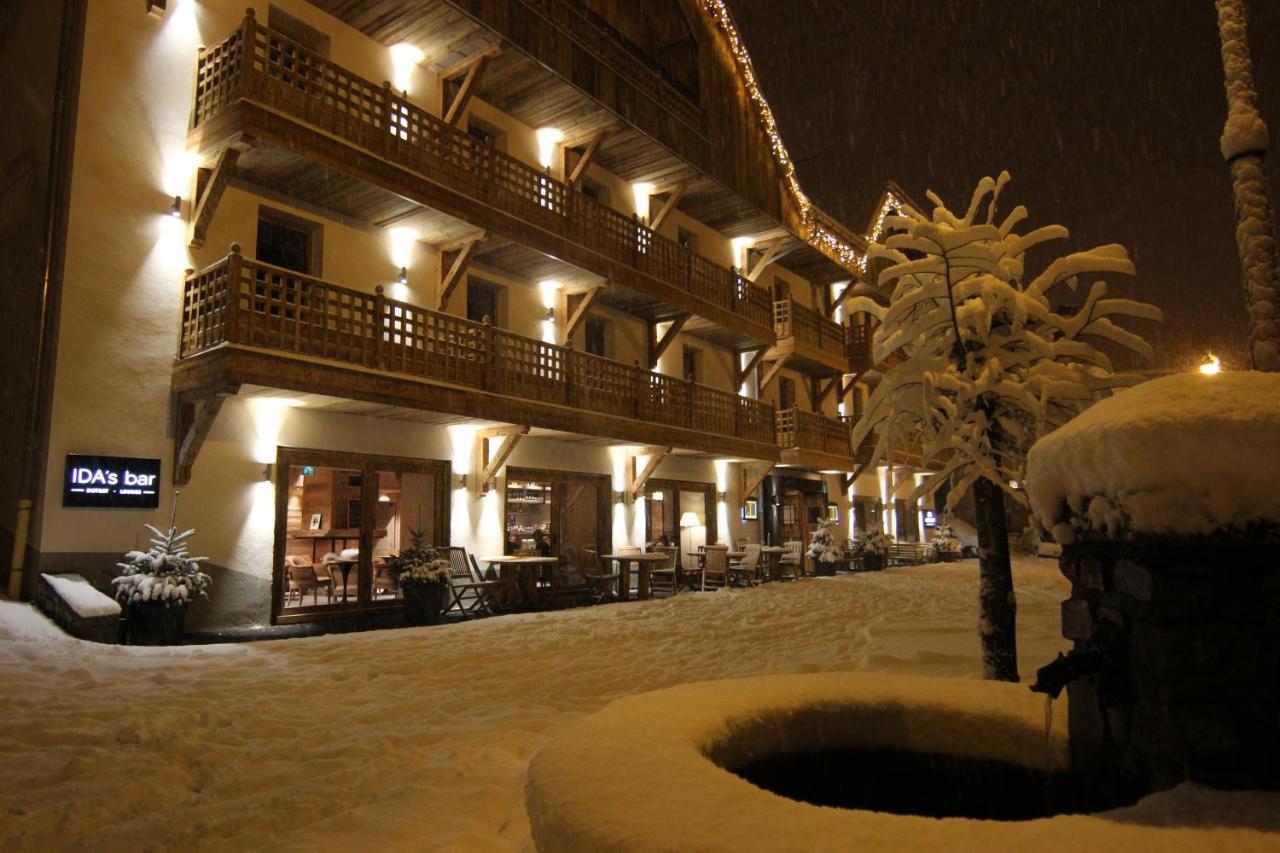 Hotel Le V De ווז'אני מראה חיצוני תמונה