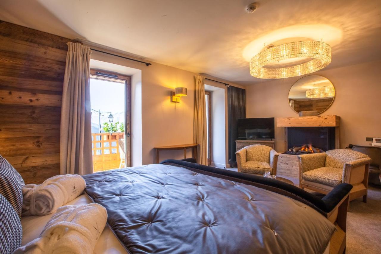 Hotel Le V De ווז'אני מראה חיצוני תמונה